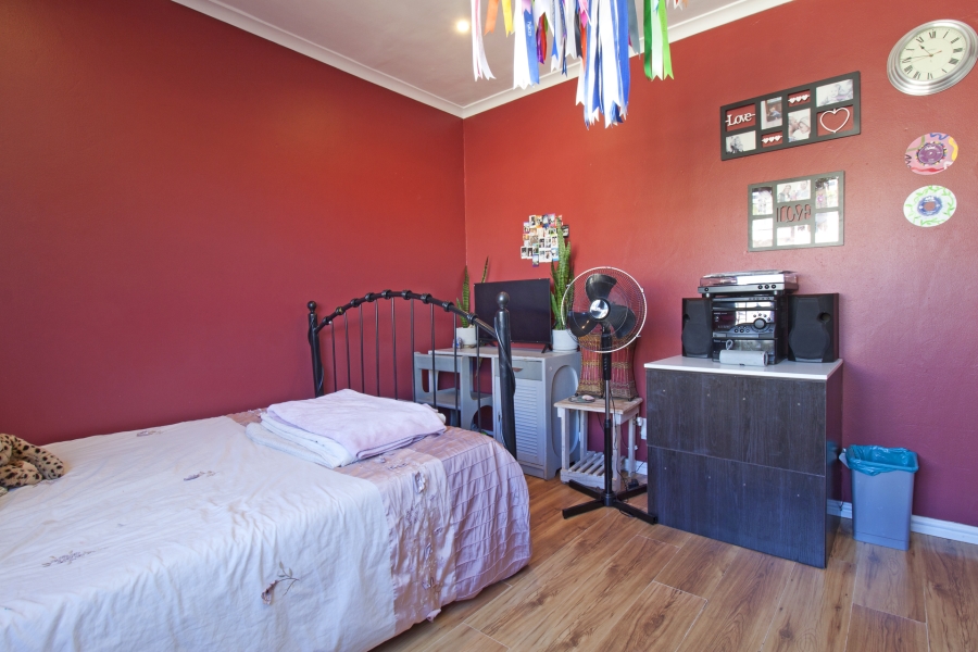 3 Bedroom Property for Sale in Capri Western Cape